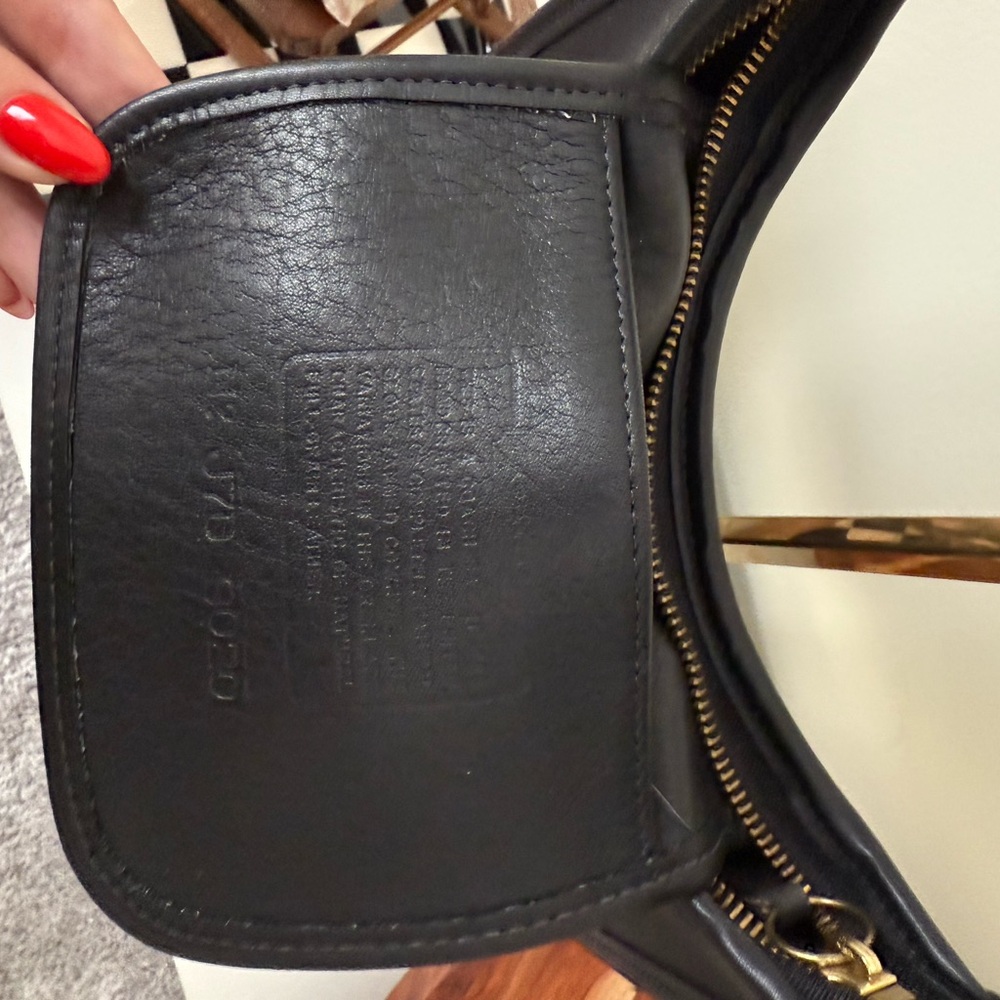 Vintage Coach Ergo 9020 in Black - Picture 8 of 9